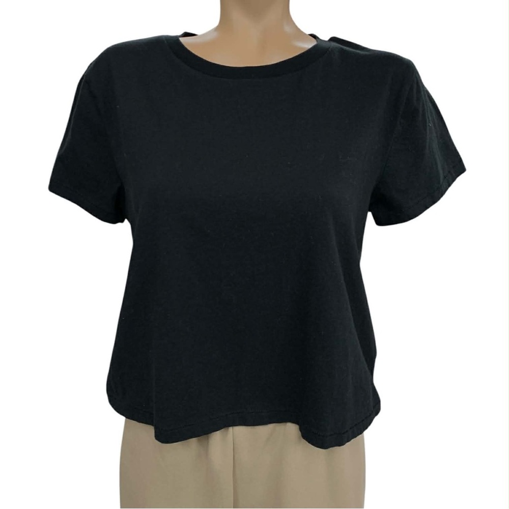 Universal Thread Black Short Sleeve Tee Size L